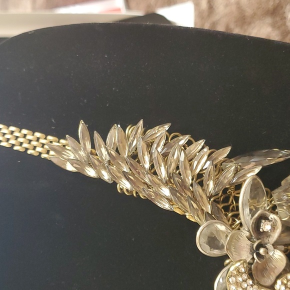 Necklace - Picture 5 of 6